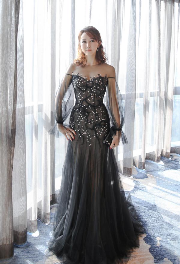 胡静胡军盛典偶遇 “二胡”组合重现江湖