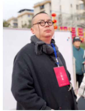 导演杨地地和他的家乡春晚