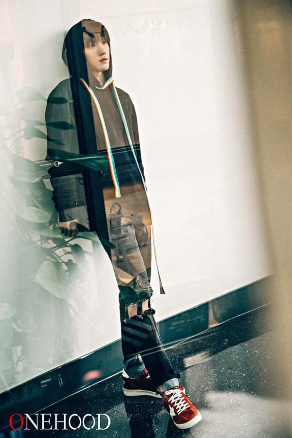 黄圣池最新大片酷炫迷幻 眼眸深邃释放不羁真我