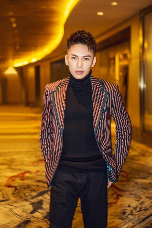 蒋雪鸣出席中法荣耀盛典 获中法文化宣传使者