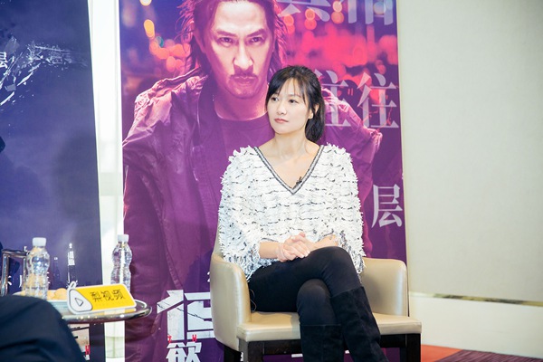 徐静蕾新片首度挑战出演反派BOSS金发造型