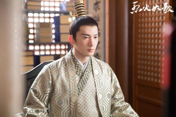 《烈火如歌》玉自寒痴情圈粉 刘芮麟为戏禁锢欢脱天性