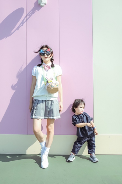 包文婧一家三口游日本 其乐融融温馨无比