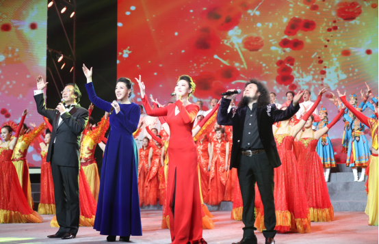 首届中国非遗春晚实现文化与娱乐相互融合