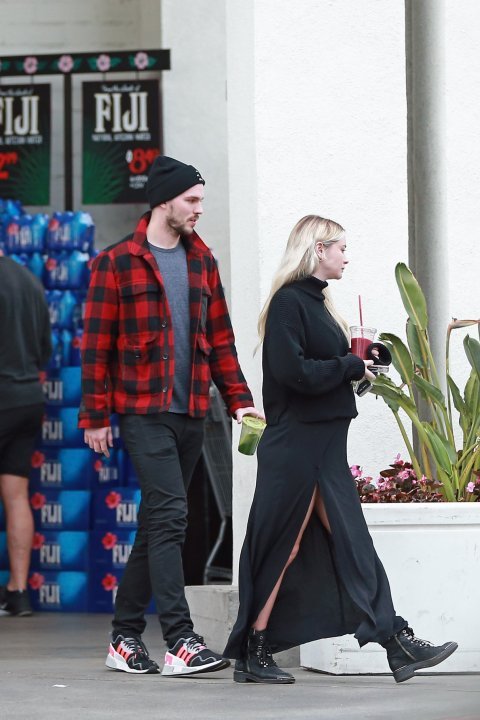 霍尔特将升级当爸 孩子妈竟然是她！