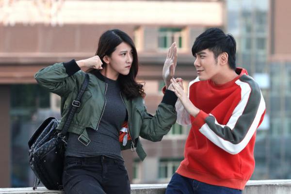 《任性的硬币》定档5.7周星驰御用搭档黄一飞领衔