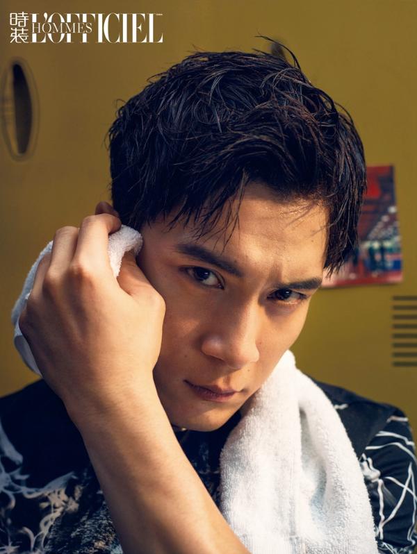 韩东君封面大片玩味时髦尽显大男孩本色