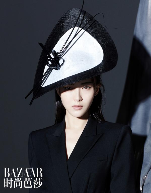 唐嫣最新封面大片曝光暗黑系女王气场全开