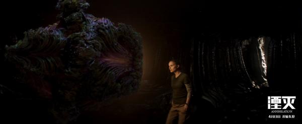 2018开年口碑力作《湮灭》曝“身份版”海报这部科幻电影不一样