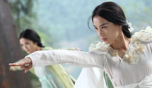 杨子黄圣依敬业工作不怕苦,为安迪树立好榜样