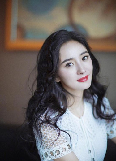 杨幂方回应李萌起诉 相信法院会公正的裁判！