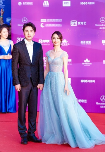 佟丽娅爆料雷佳音头围 网友：雷佳音的头比佟丽娅的腰还粗！