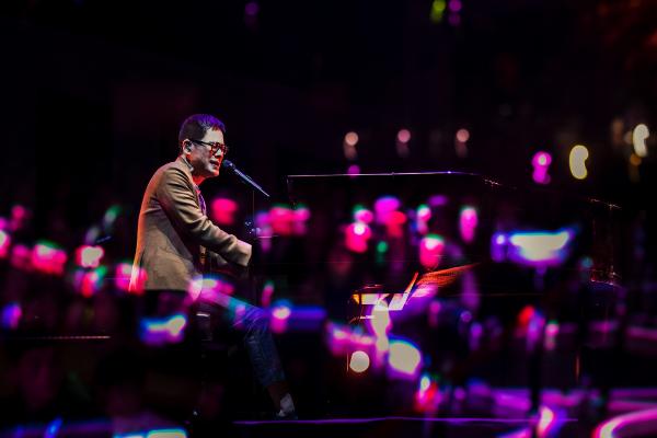 再赴一场经典之约罗大佑当年离家的年轻人2018巡演接跑上海、广州