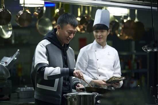 张艺兴眼睛是孙红雷三倍是什么梗 出处在哪