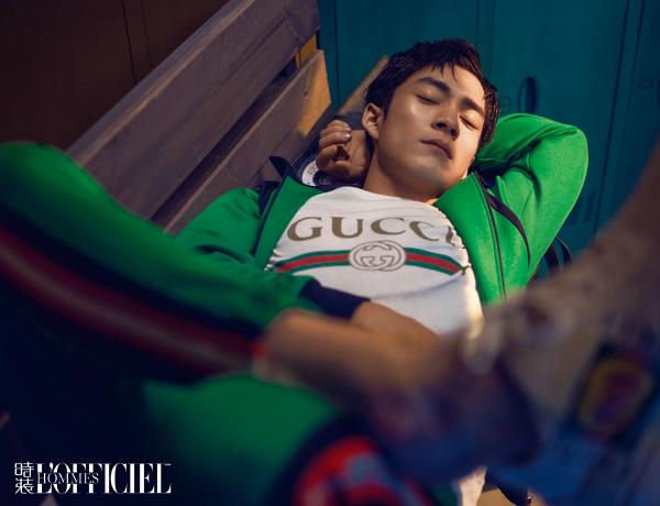 韩东君封面大片玩味时髦尽显大男孩本色