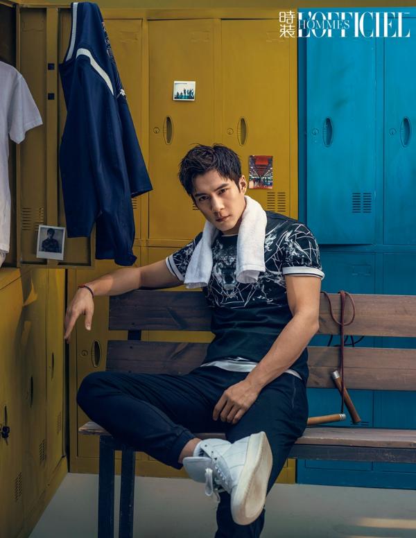 韩东君封面大片玩味时髦尽显大男孩本色