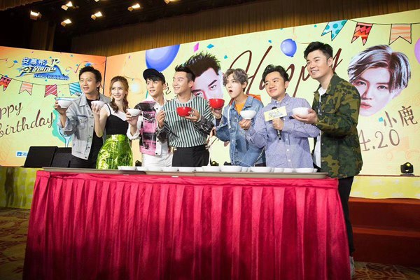 王祖蓝《奔跑吧》获封颜值担当 助力公益向阳奔跑