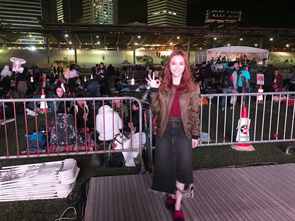 林欣彤献唱饥馑三十 身体力行传递积极正能量