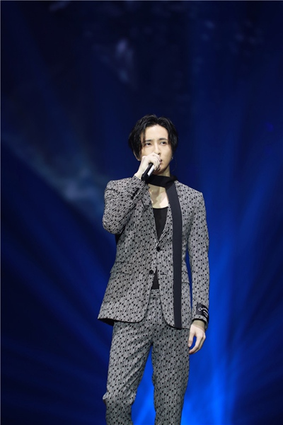 薛之谦《渡》获最佳专辑 “乐坛劳模”加盟唱作真人秀