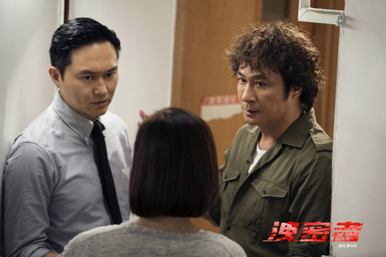 《泄密者》主创晒照情怀秒现邱礼涛导演坦诚港片初心