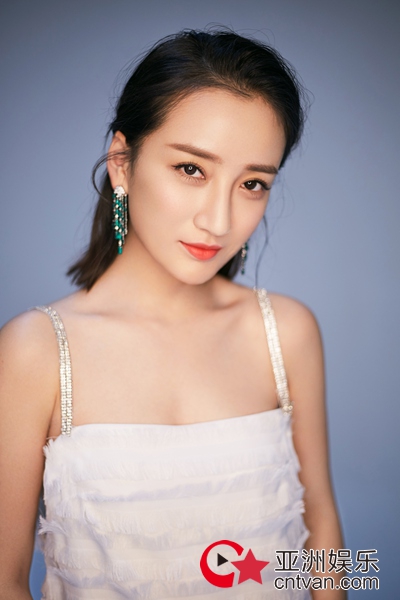 清凉一夏！禹童竟然能把性感和清纯结合得这么美