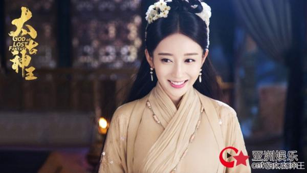 陈梦瑶两大IP做护法的新生小花