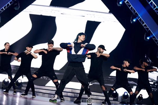 《创造101》王一博圈粉无数话题关注持续走高