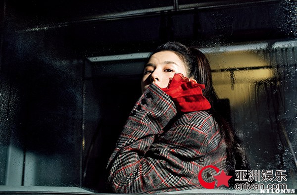 宋祖儿曝光封面大片 暗黑少女风个性十足