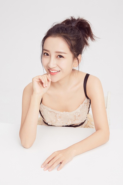 禹童夏日写真清凉来袭 网友:满屏的少女气息抵挡不住