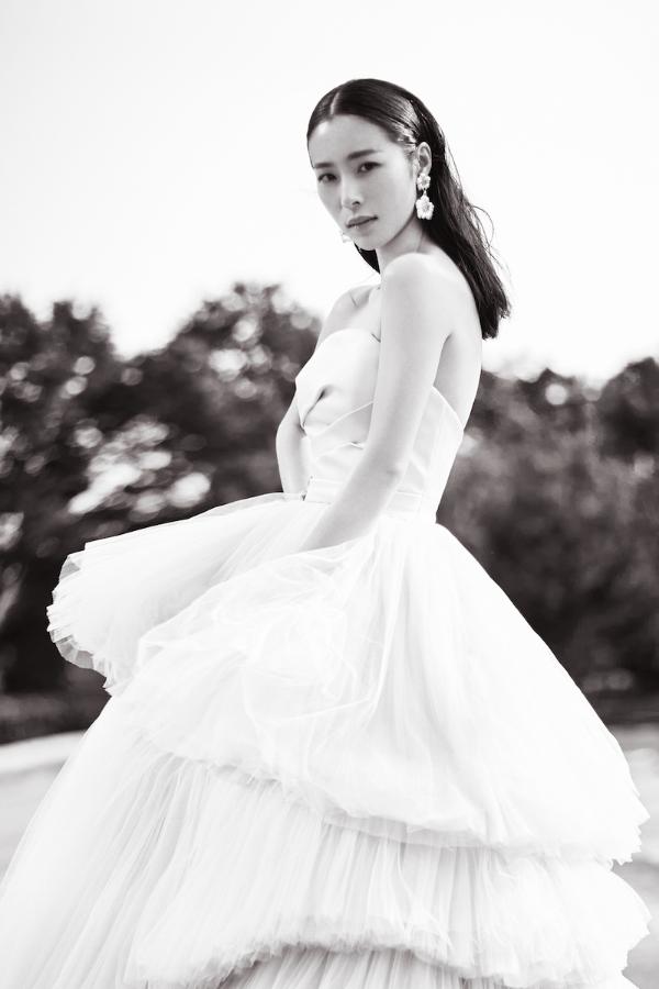 江一燕出席大影节闭幕式：希望用作品传递正能量