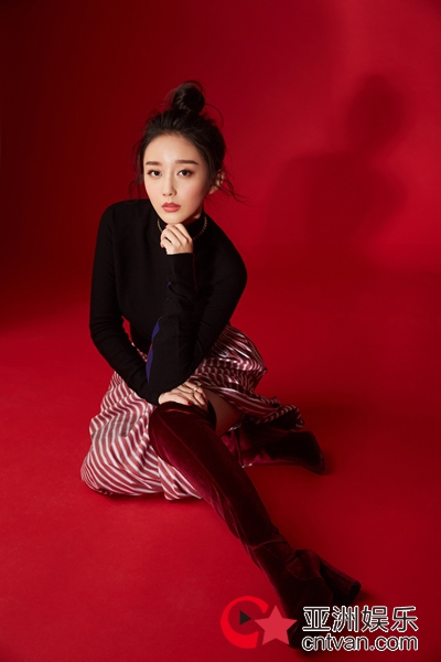 《莽荒纪》红白黑之魅惑水易，陈梦瑶曝光最新写真