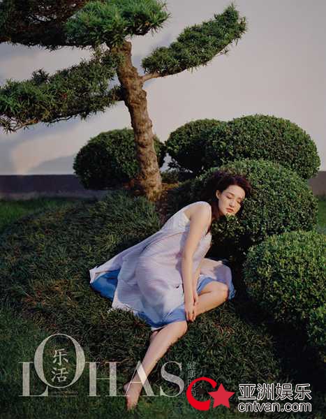 李沁登《乐活LOHAS》6月刊封面 森系少女带来夏日清凉 - 风声 - 亚洲娱乐网-传递时尚娱乐生活新资讯
