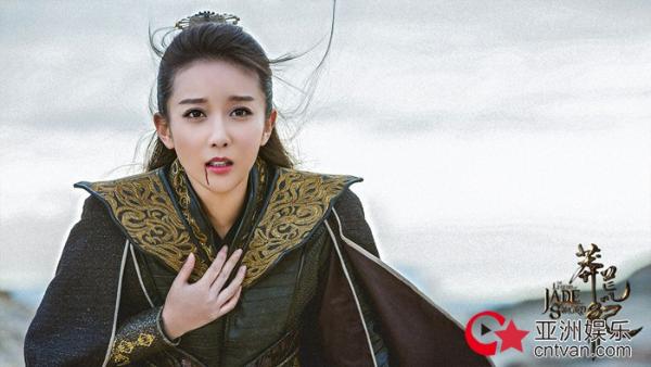 陈梦瑶两大IP做护法的新生小花