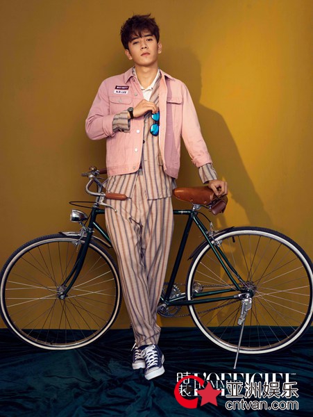 陈若轩《时装男士》大片曝光 变身雅痞型男潮范儿十足