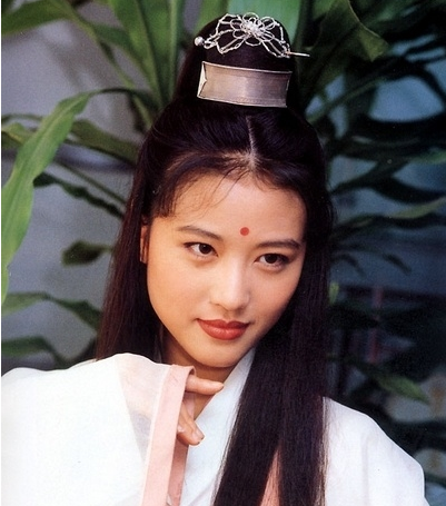 新版《倚天屠龙记》灭绝师太是她 长大之后我便成了你