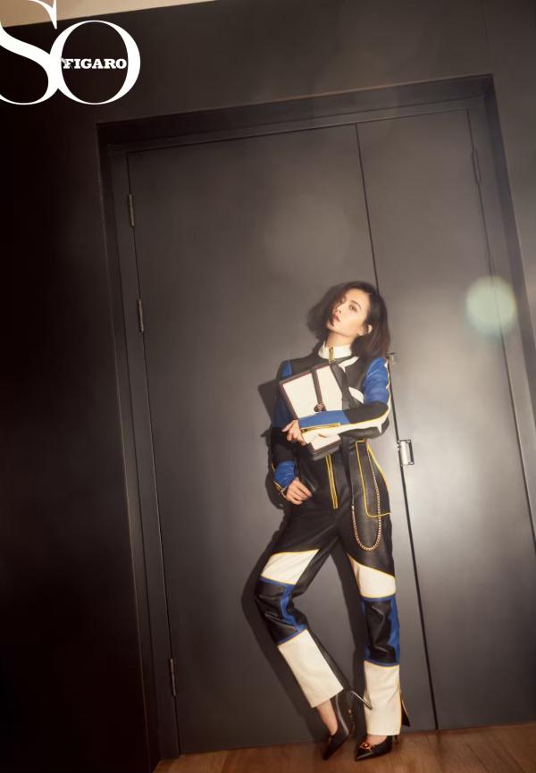 美到犯规！蔡依林短发御姐造型登封面香肩小露示范高级性感撩人