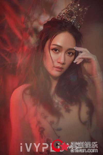 陈乔恩曝写真大片  雪纺薄纱诠释梦幻主题故事