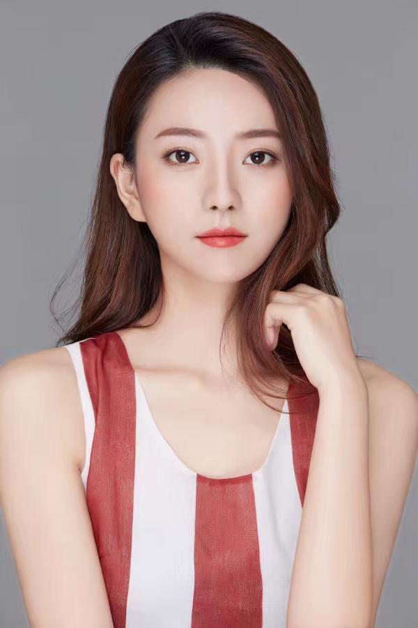 电影《绿林七宗罪》小花张嘉希首次尝试古装角色