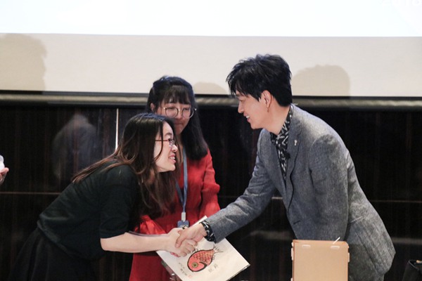 潘粤明泪洒生日会 《白夜》重聚众星祝福亮点多