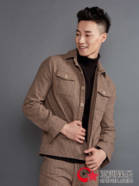 向云龙最新写真曝光 复古英伦范尽显型男魅力