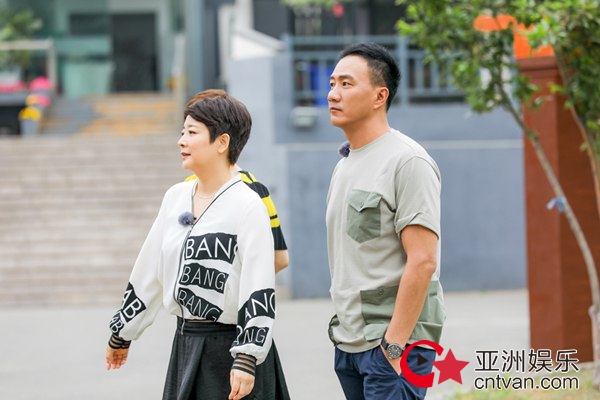 胡军《青春同学会》火热上线  上演青葱岁月回忆杀