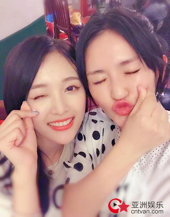 谢娜收吴宣仪为徒 谢娜跨界歌王名至实归！