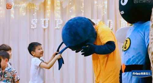 邓莎老公正面照首曝光 妈妈是超人3收官大麟子爸爸现身