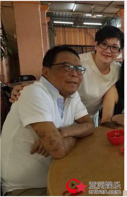 柯以敏老公去世 洗肾时突然晕倒！