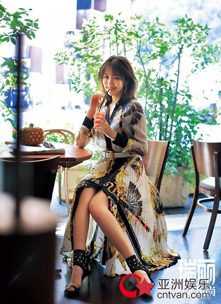 王思潺灵动少女上线 网友表示:小姐姐好看得让人嫉妒