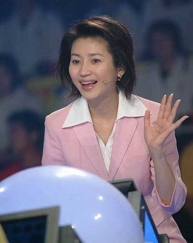 昔日“央视一姐” 今50岁近照曝光 不复当年美貌 至今无子