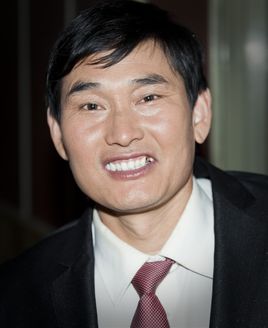 大衣哥个人资料曝光 现状如何?