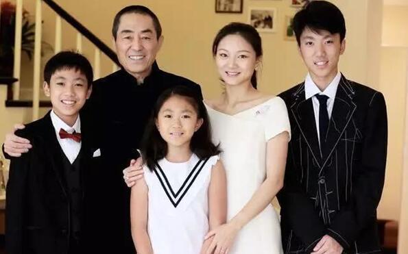 张艺谋大女儿崇洋媚外嫁洋人，婚后遭家暴被迫离婚