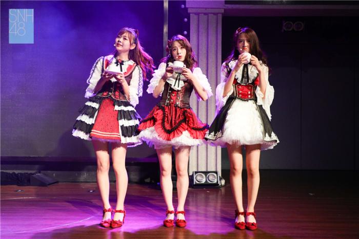 SNH48 TEAM FT《双面偶像》首演 递交成长蜕变答卷