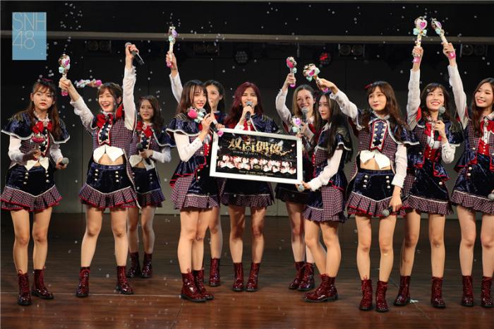 SNH48 TEAM FT《双面偶像》首演 递交成长蜕变答卷